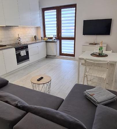 44 - Apartamenty Siedlce - Nowy Apartament W Centrum Przy Ul Czerwonego Krzyza Exteriér fotografie