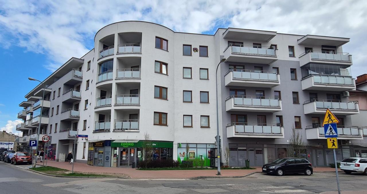 44 - Apartamenty Siedlce - Nowy Apartament W Centrum Przy Ul Czerwonego Krzyza Exteriér fotografie